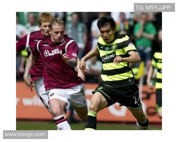 邓迪联与哈茨激战正酣谁能在这场对决中笑到最后